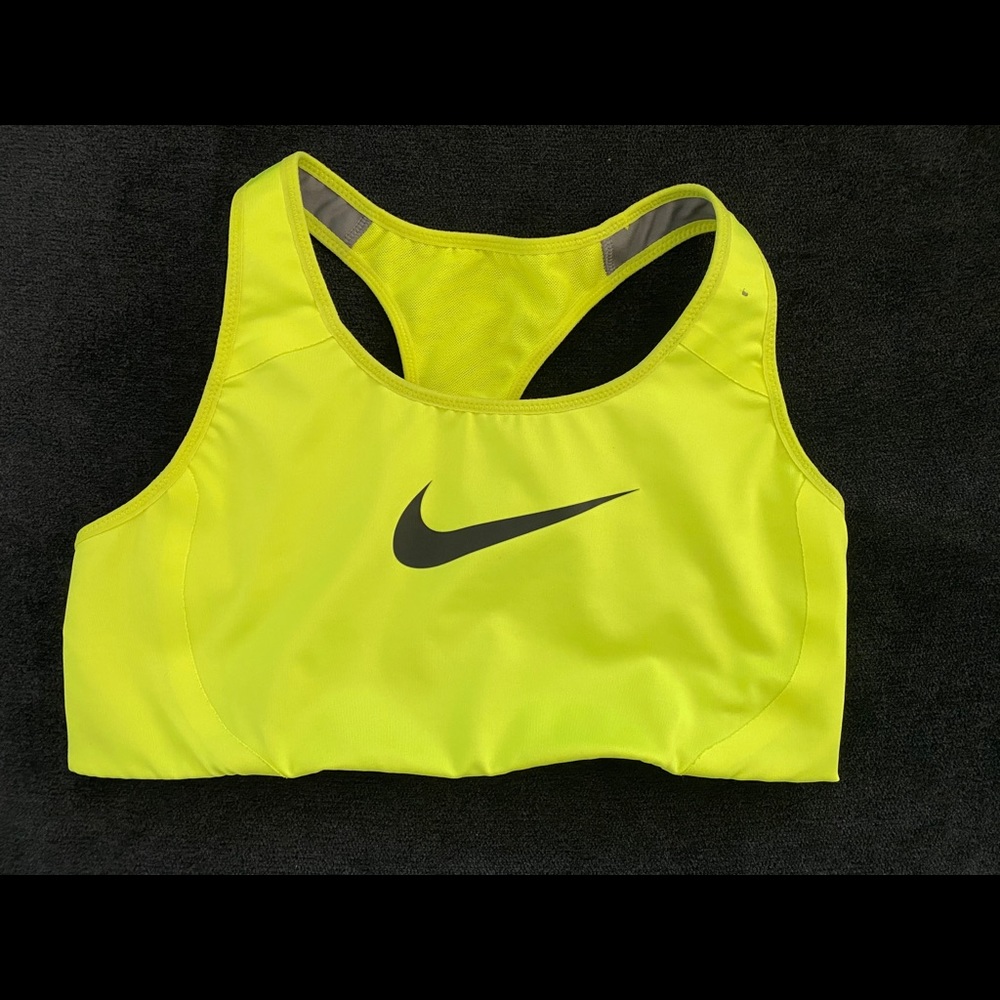 Never been worn- Nike sports bra